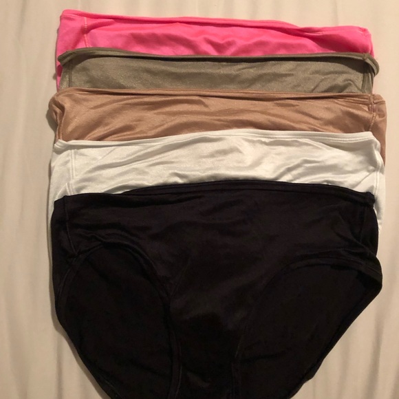 Victoria Secret panties - Picture 2 of 3